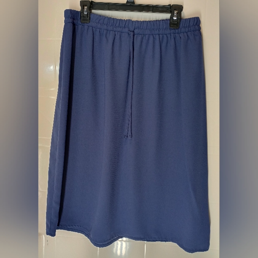 Faded Glory Women's Blue Pull On Midi Skirt